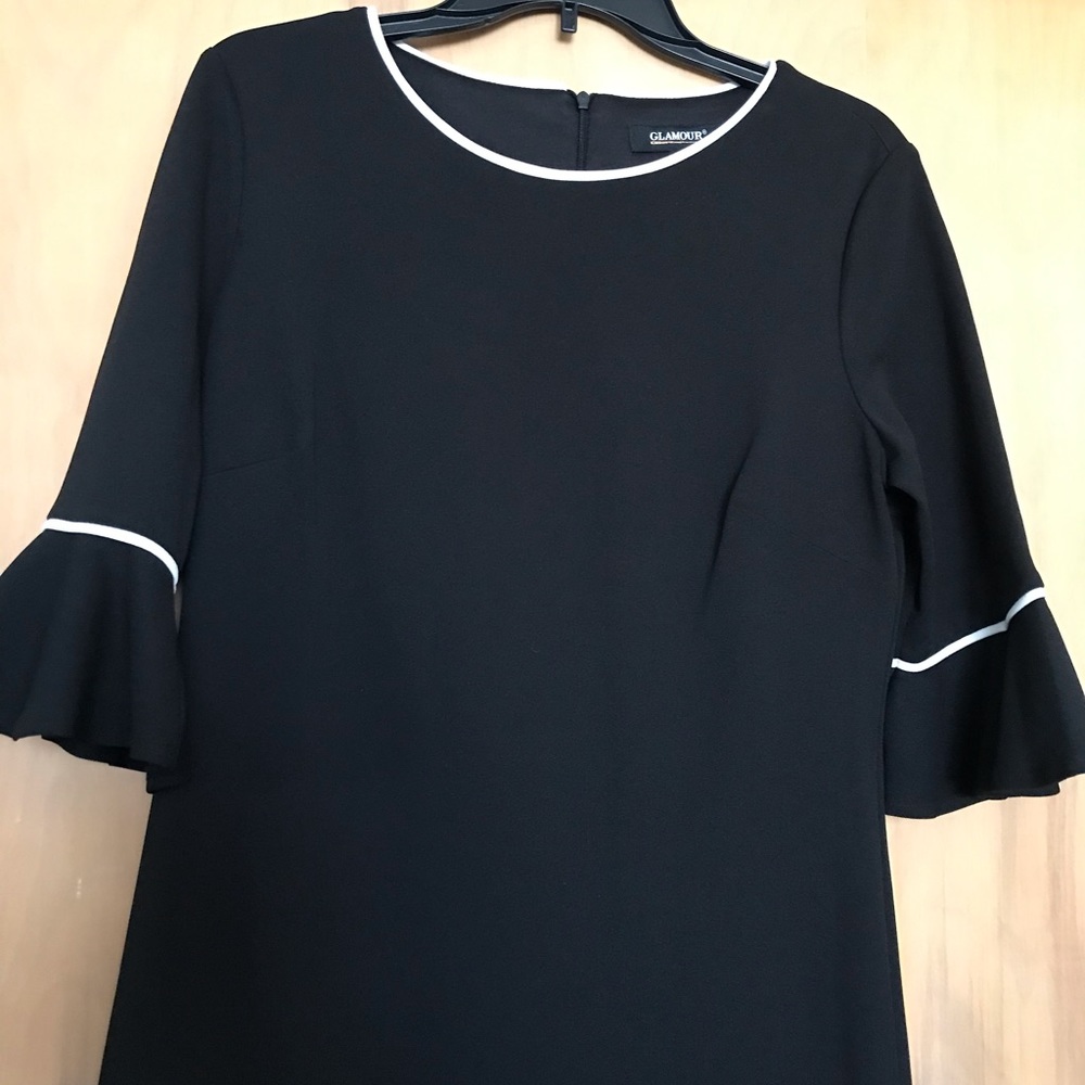Dress - Picture 3 of 11